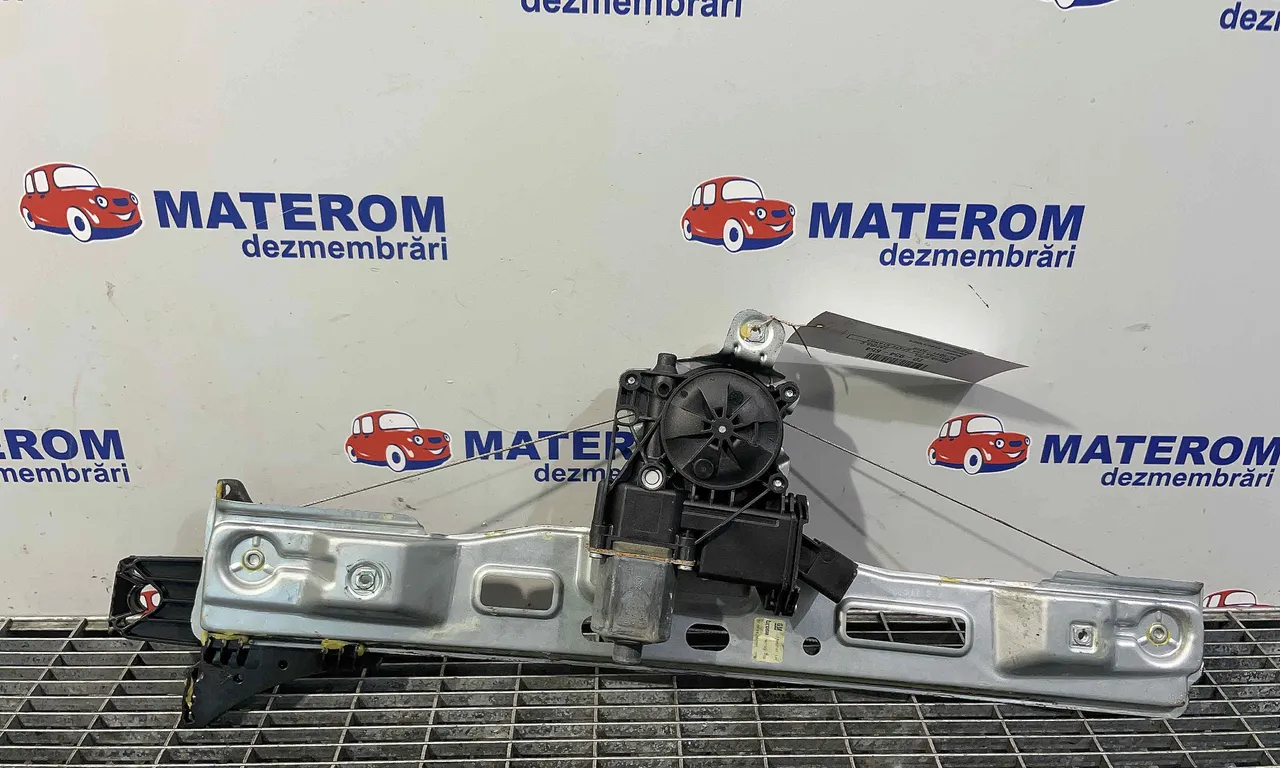 MACARA USA SPATE STANGA OPEL ZAFIRA TOURER C 2011-2016
