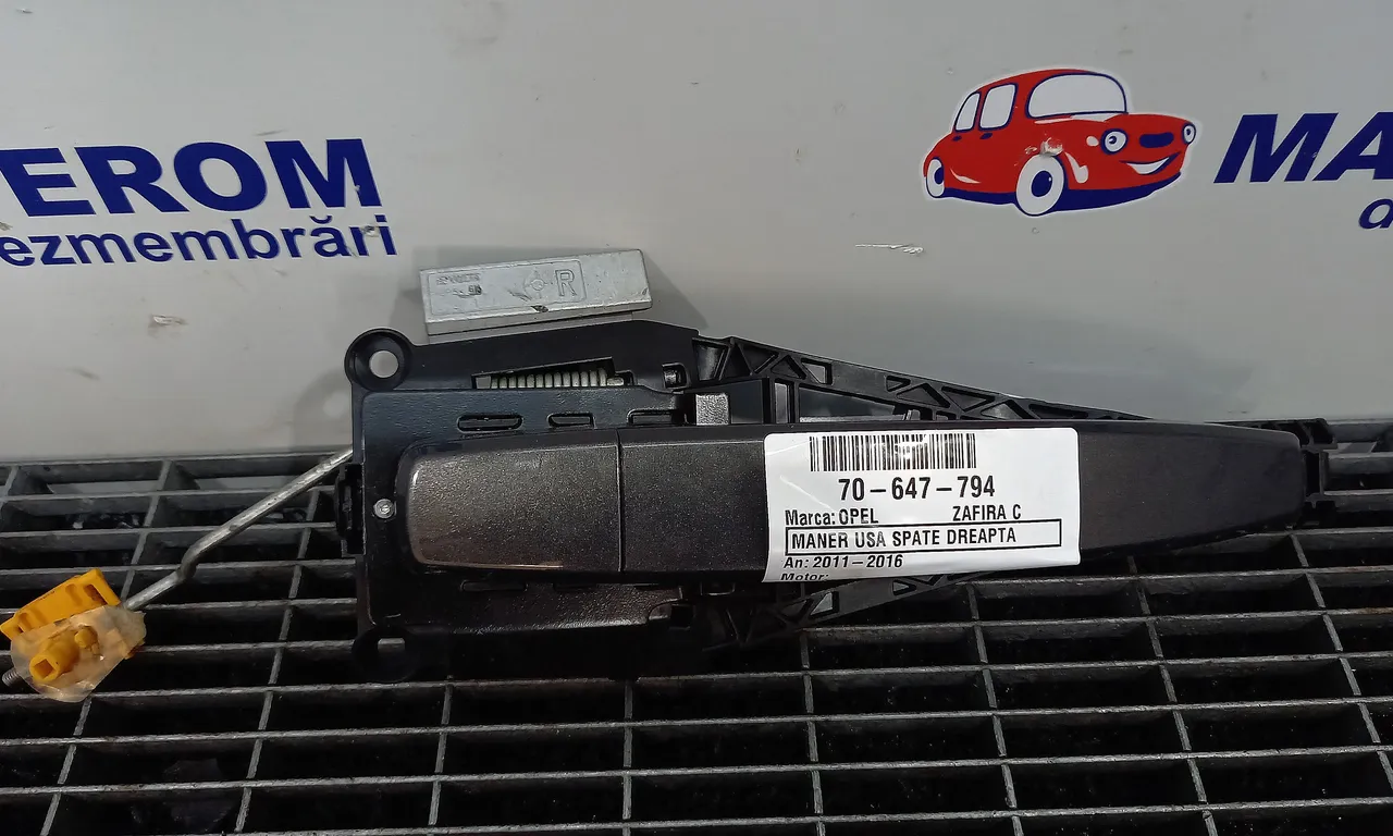 MANER USA SPATE DREAPTA OPEL ZAFIRA TOURER C 2011-2016