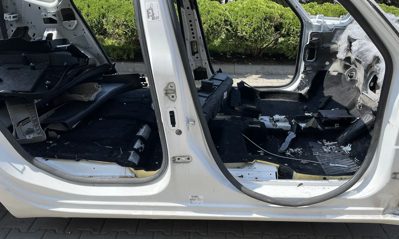 PRAG DREAPTA OPEL ZAFIRA TOURER C 2011-2016