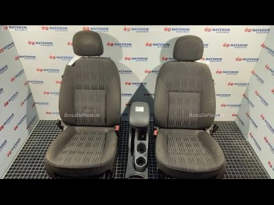 SCAUNE AUTO