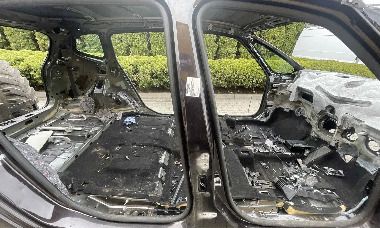 STALP MIJLOC DREAPTA OPEL ZAFIRA TOURER C 2011-2016