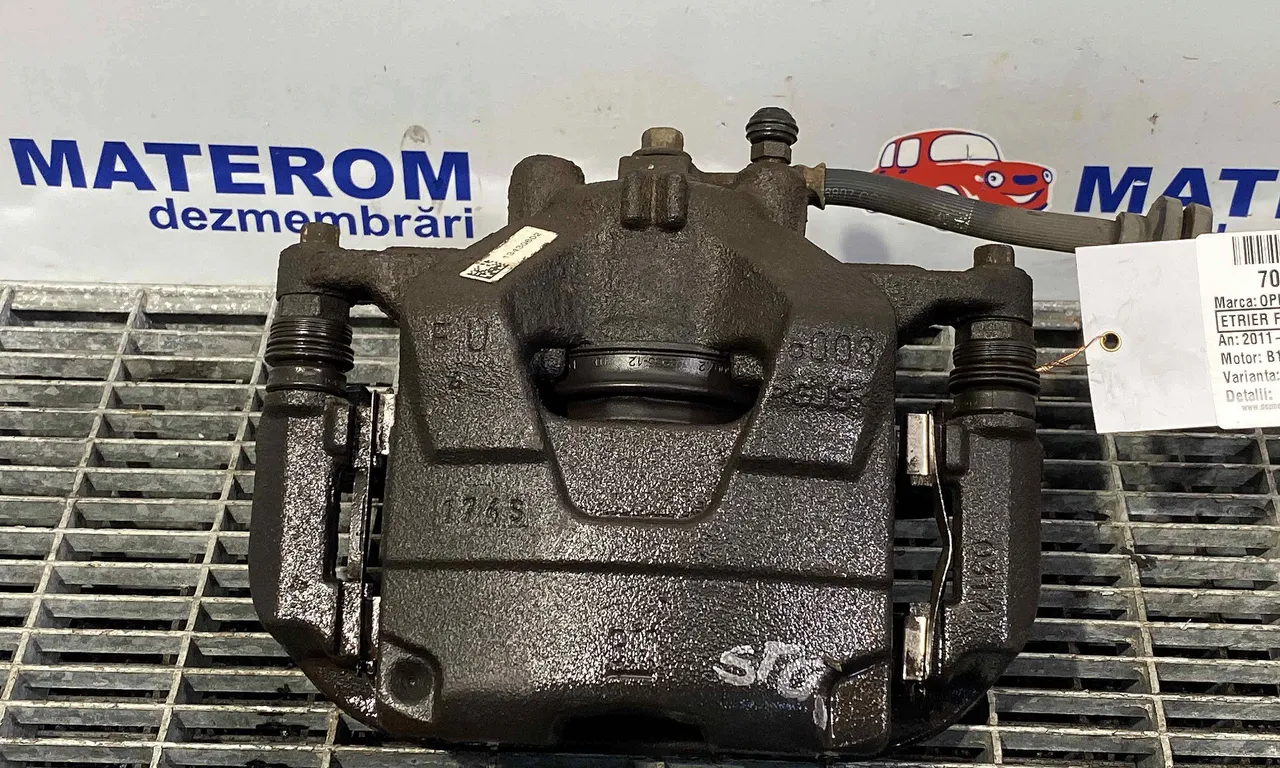 ETRIER FATA STANGA OPEL ZAFIRA TOURER C 2011-2016