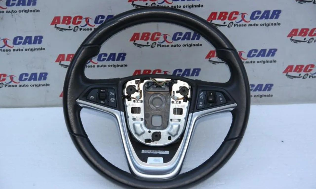 Volan din piele cu comenzi OPEL ZAFIRA TOURER C 2011-null