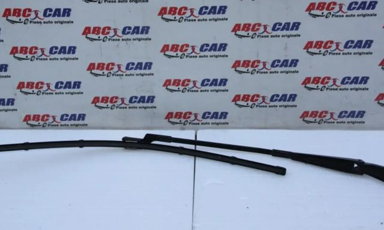 Brat stergator dreapta OPEL ZAFIRA TOURER C 2011-null