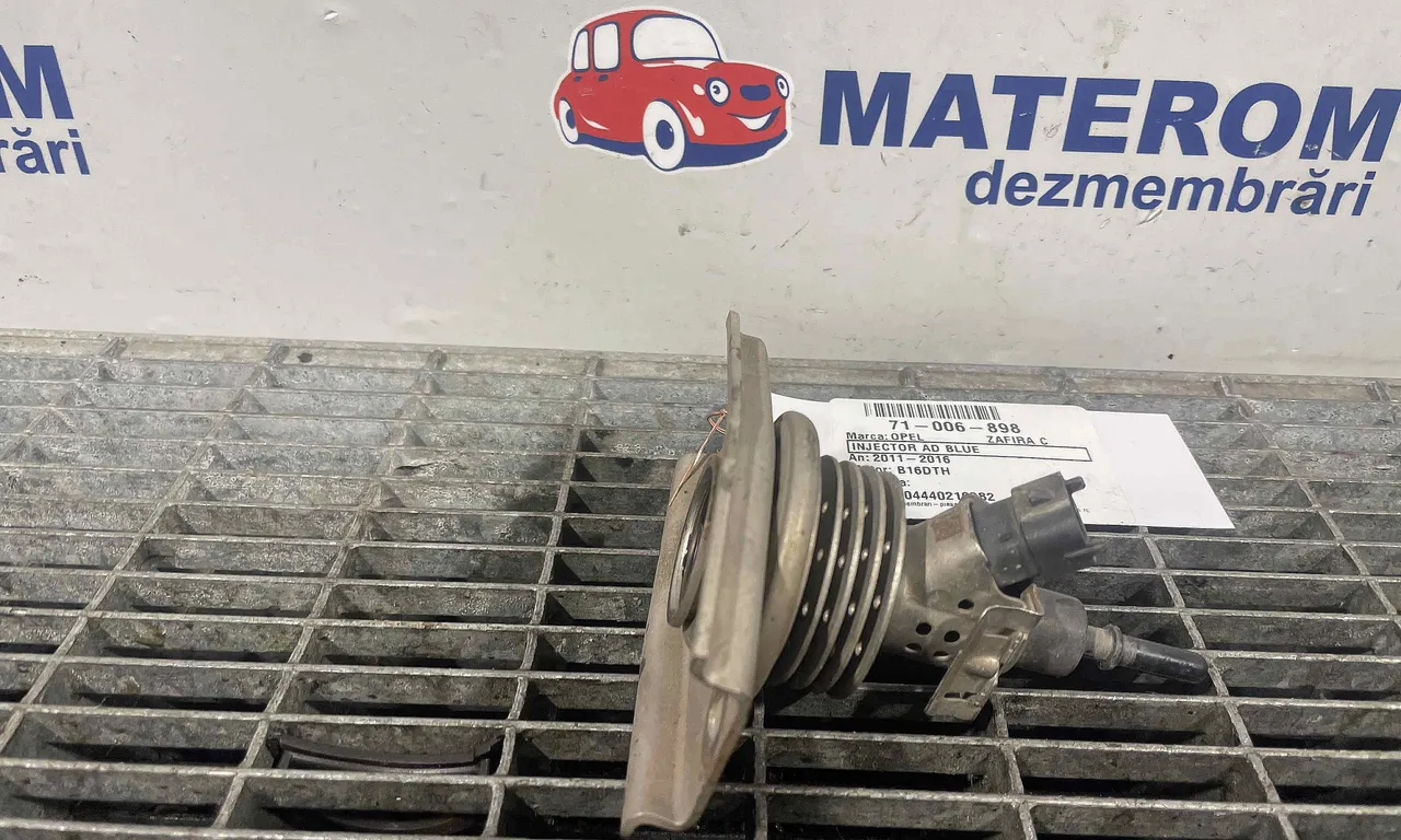 INJECTOR AD BLUE OPEL ZAFIRA TOURER C 2011-2016