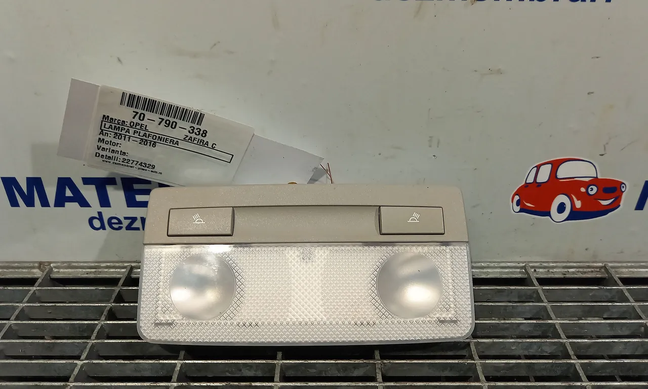 LAMPA PLAFONIERA OPEL ZAFIRA TOURER C 2011-2016