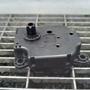 MOTORAS CLAPETA INCALZIRE