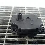 MOTORAS CLAPETA INCALZIRE