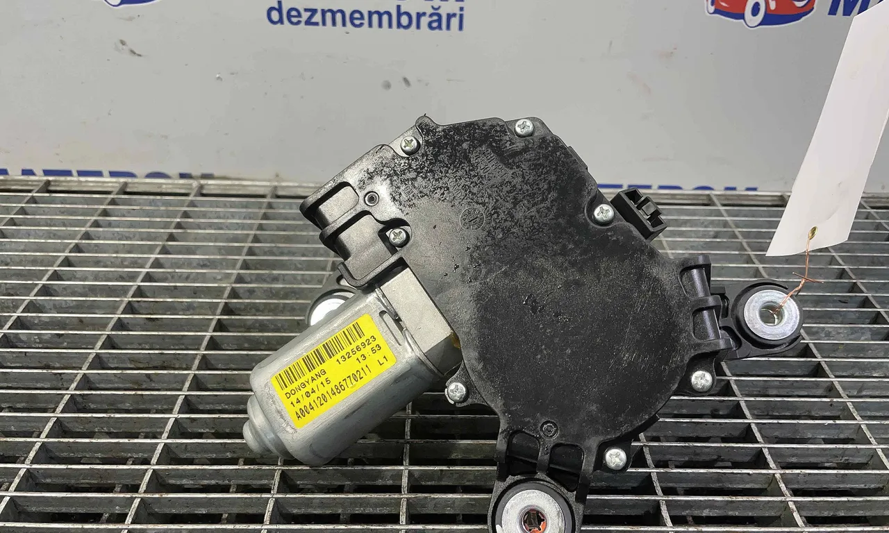 MOTORAS STERGATOR HAION OPEL ZAFIRA TOURER C 2011-2016