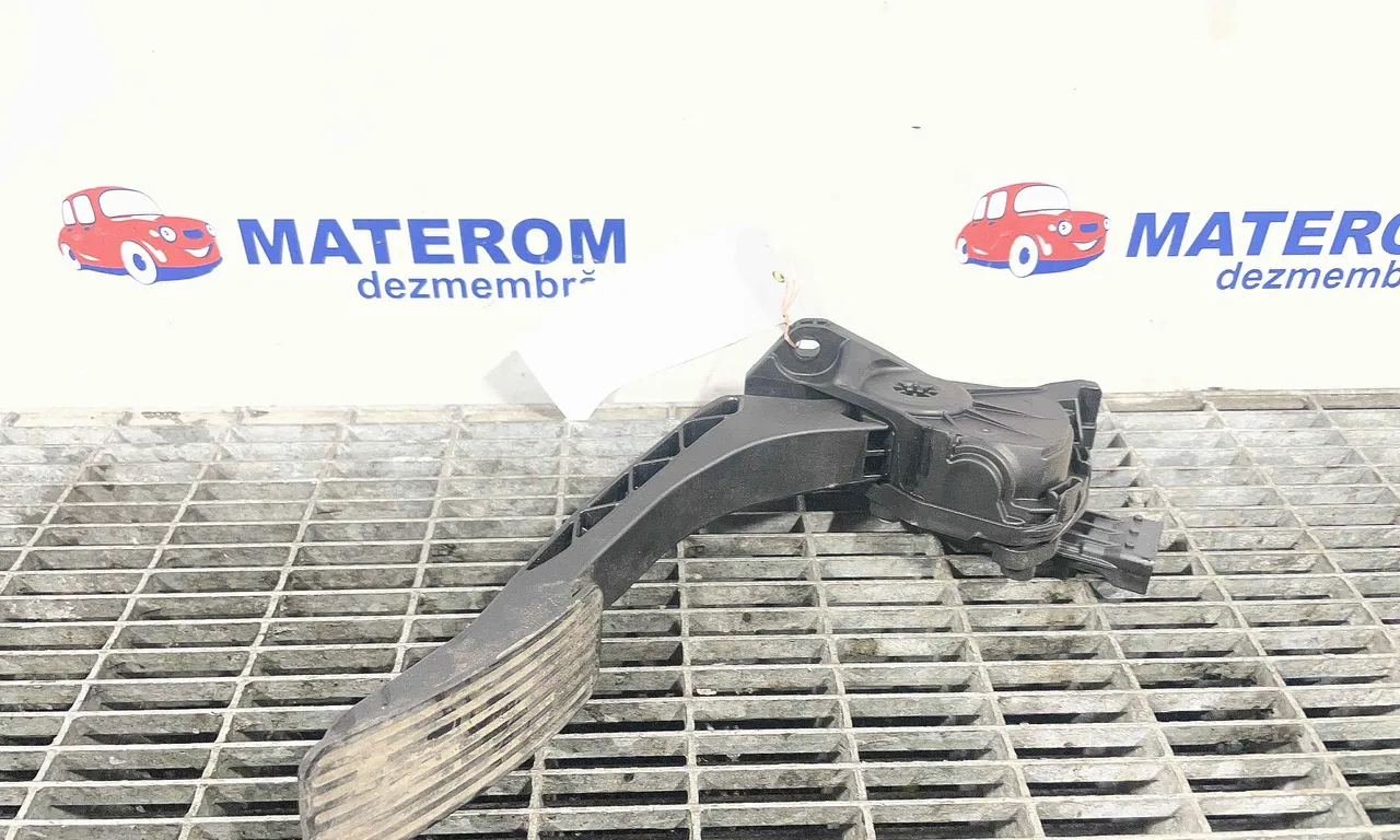 PEDALA ACCELERATIE OPEL ZAFIRA TOURER C 2011-2016