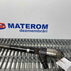 INJECTOR