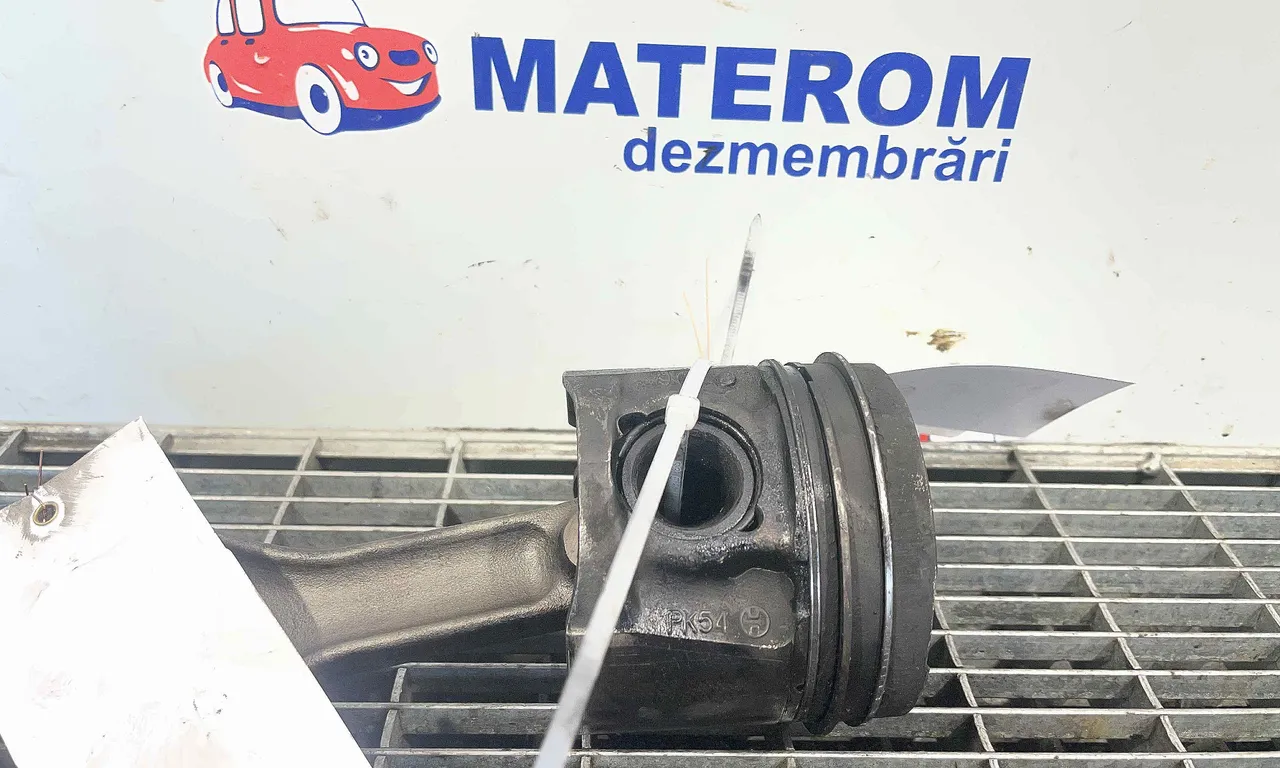 PISTON OPEL ZAFIRA TOURER C 2011-2016