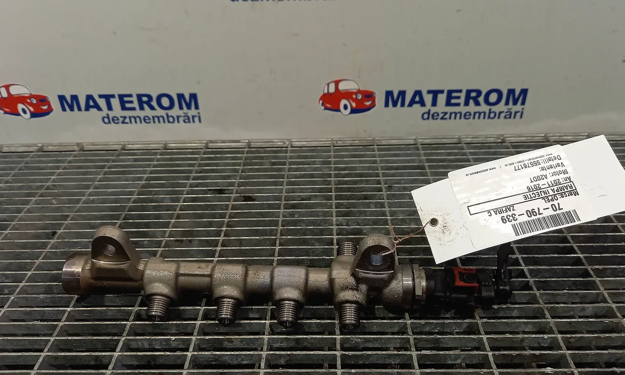 RAMPA INJECTIE OPEL ZAFIRA TOURER C 2011-2016