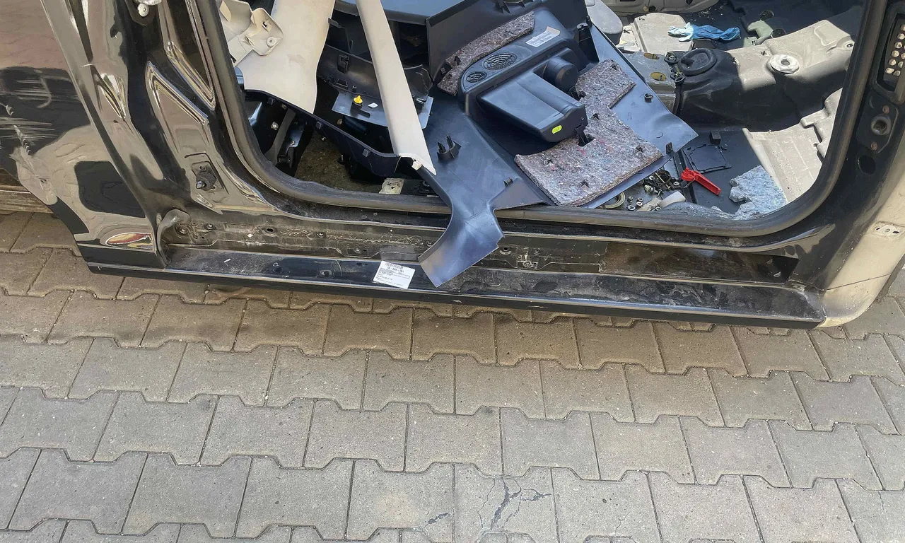 PRAG DREAPTA PEUGEOT 1007 2005-2009