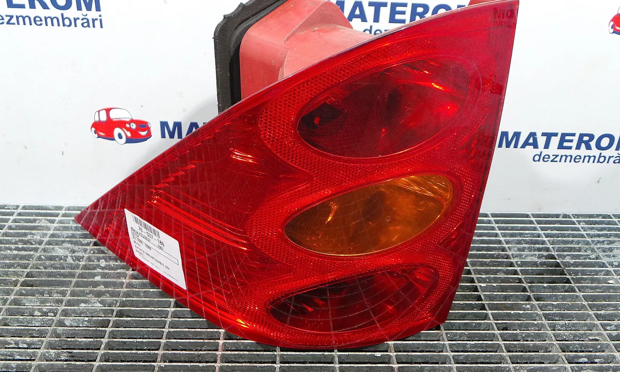 STOP DREAPTA PEUGEOT 1007 2005-2009