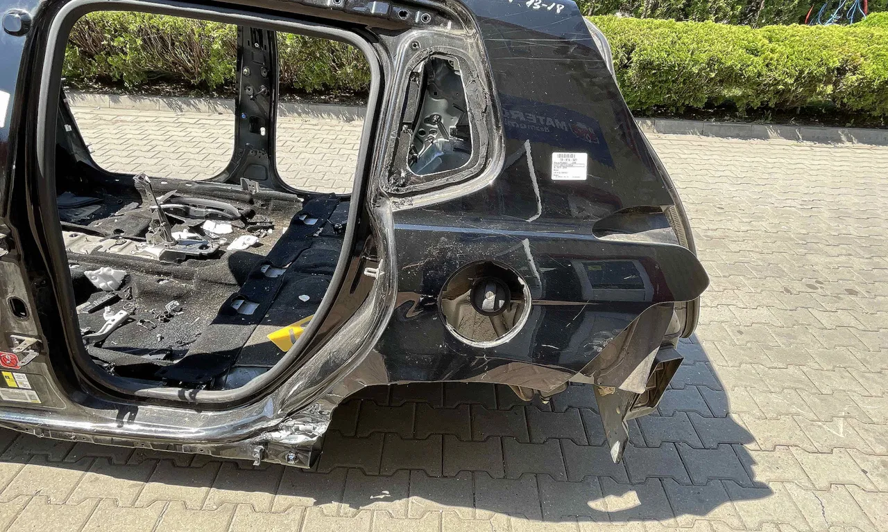 ARIPA SPATE STANGA PEUGEOT 2008 I 2013-2018