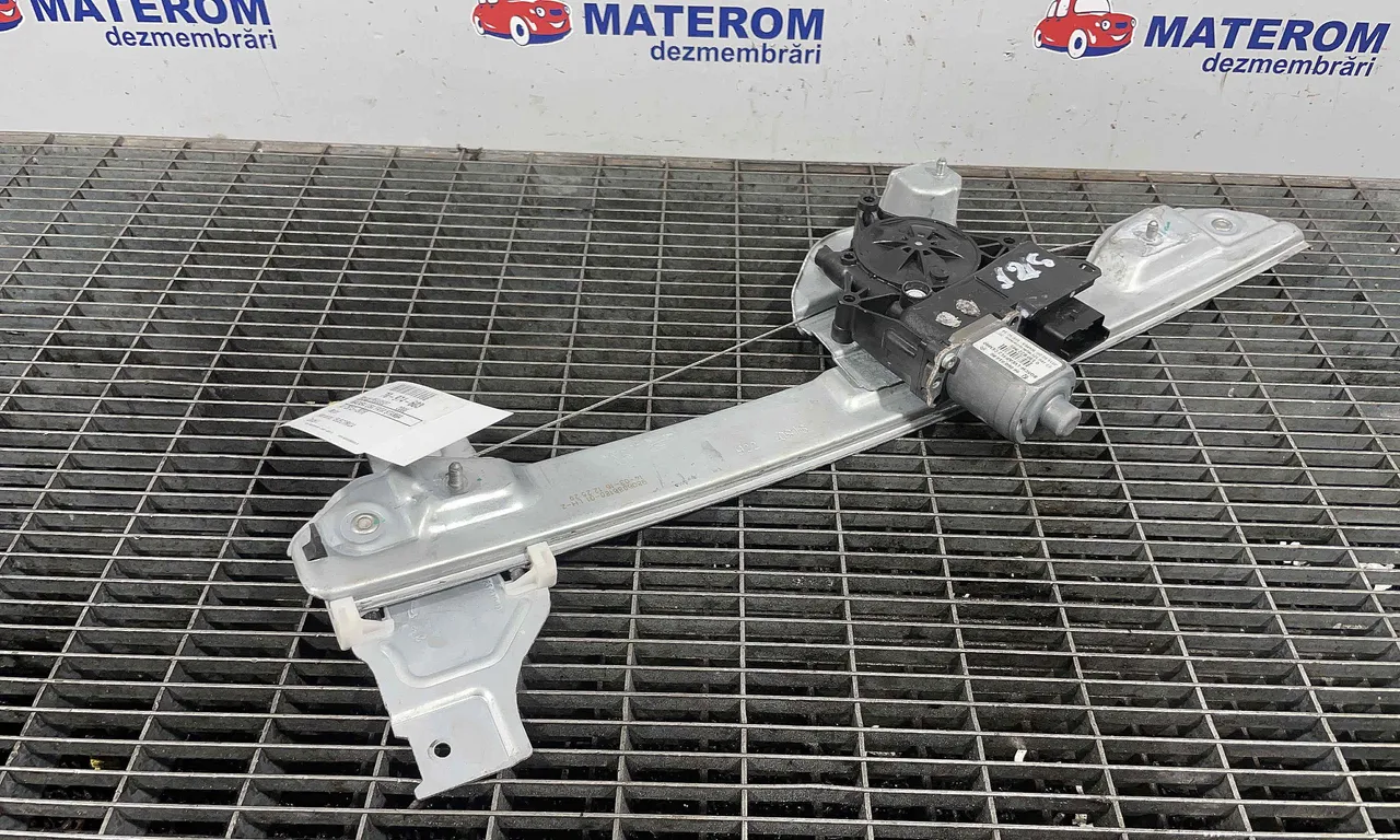 MACARA USA FATA STANGA PEUGEOT 2008 I 2013-2018