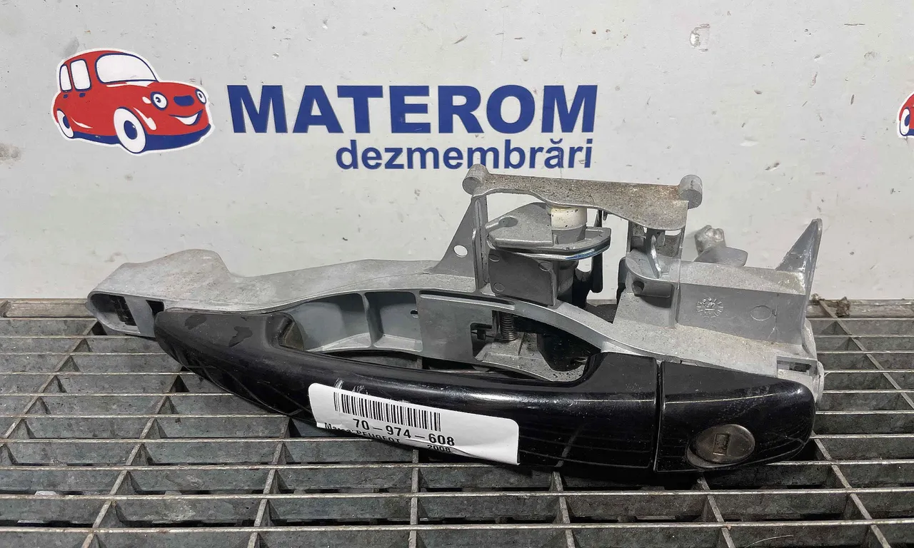 MANER USA FATA STANGA PEUGEOT 2008 I 2013-2018