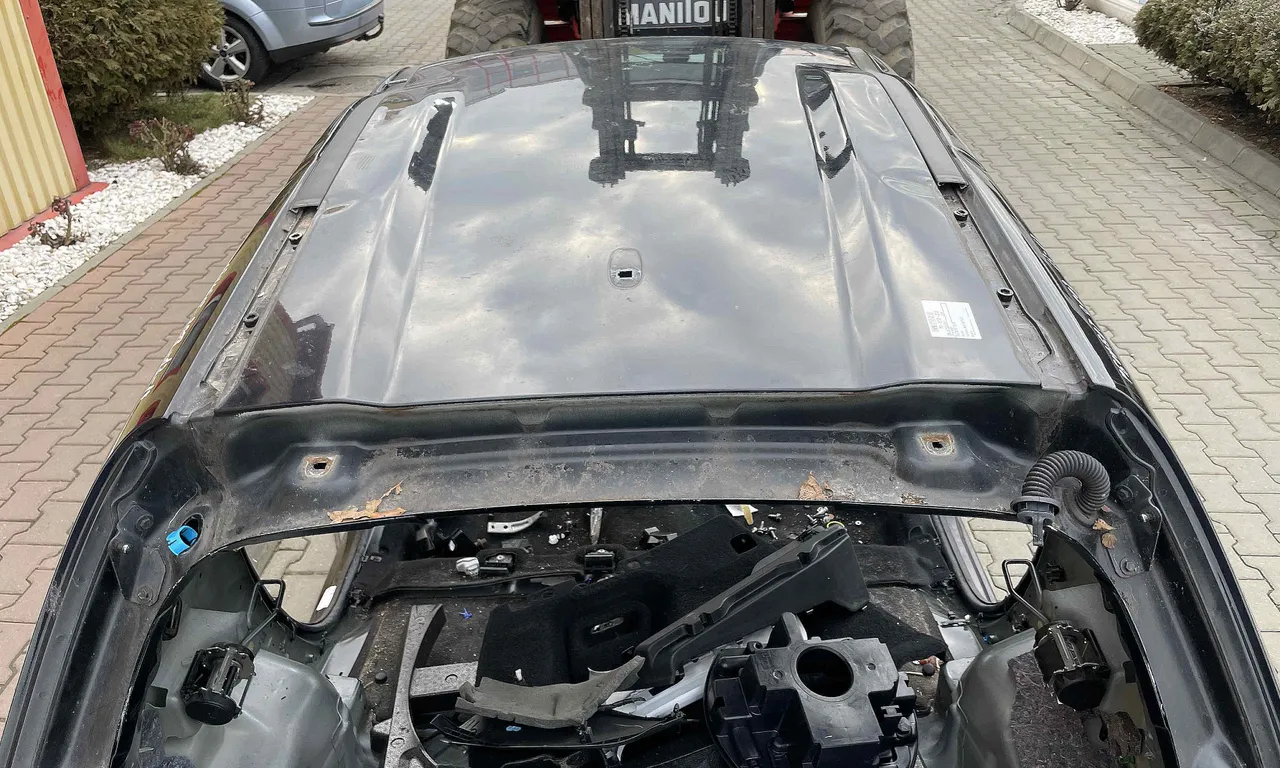 PAVILION PEUGEOT 2008 I 2013-2018
