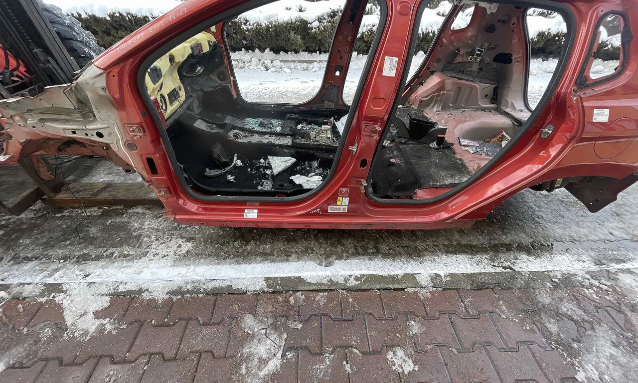 PRAG STANGA PEUGEOT 2008 I 2013-2018