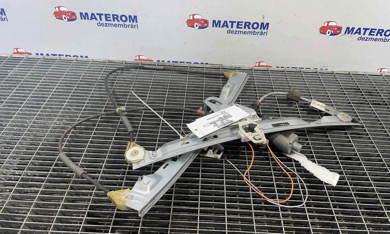 MACARA USA FATA STANGA PEUGEOT 206 1998-2012
