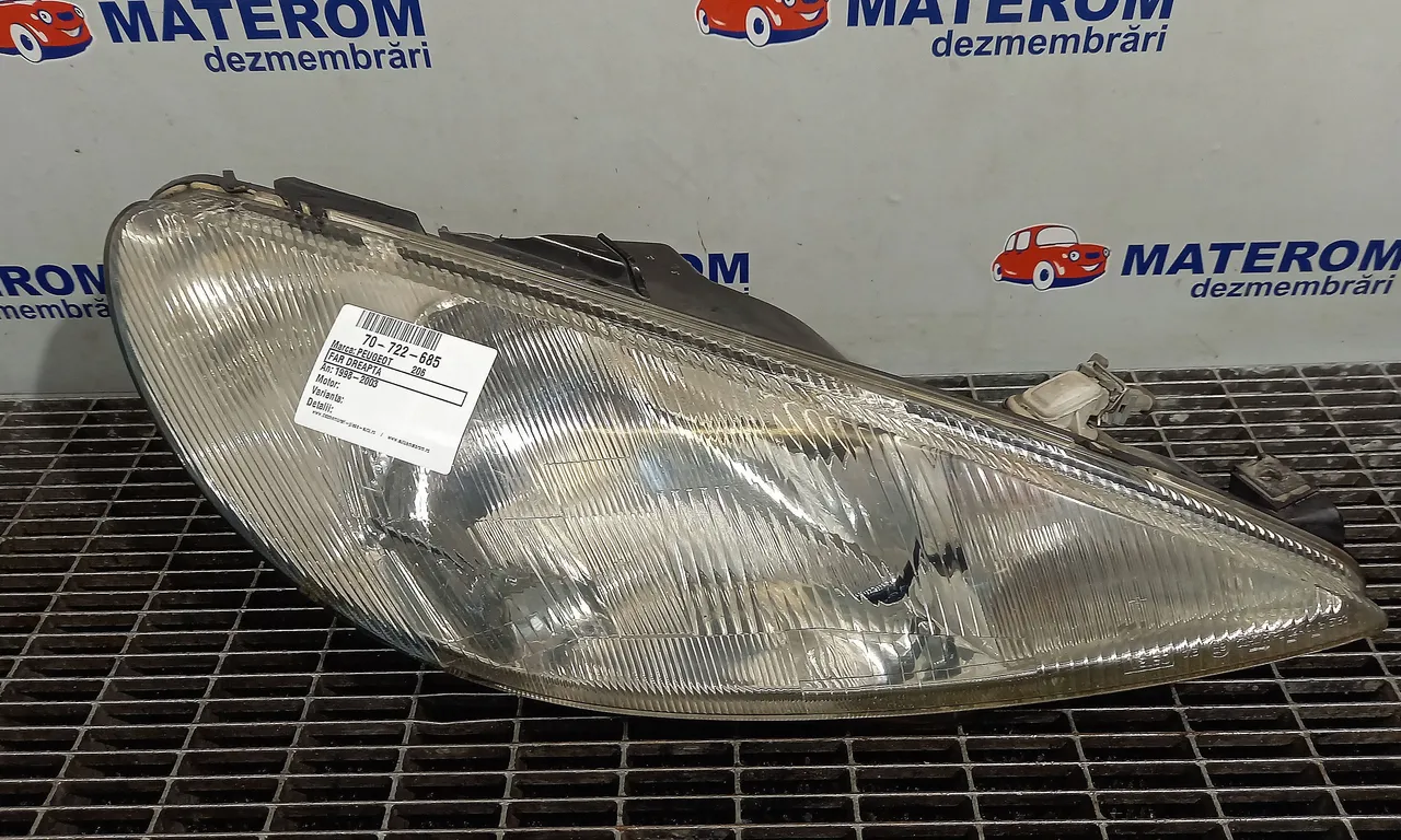 FAR DREAPTA PEUGEOT 206 1998-2012