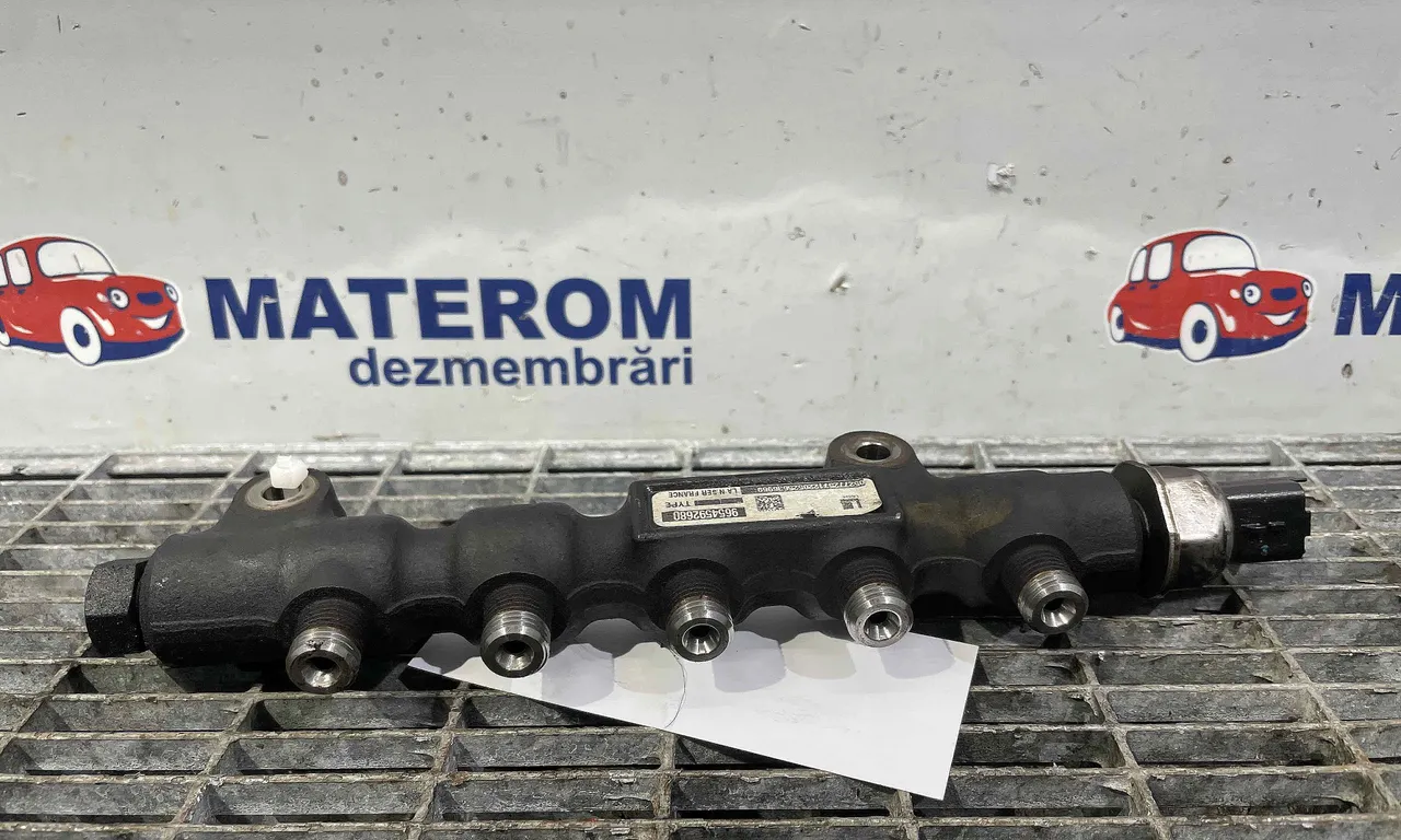 RAMPA INJECTIE PEUGEOT 206 CC 2000-2008