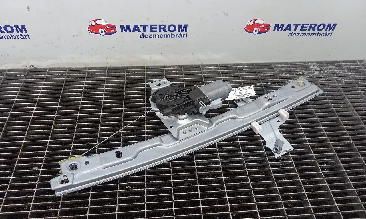 MACARA USA FATA STANGA PEUGEOT 207 2006-2015
