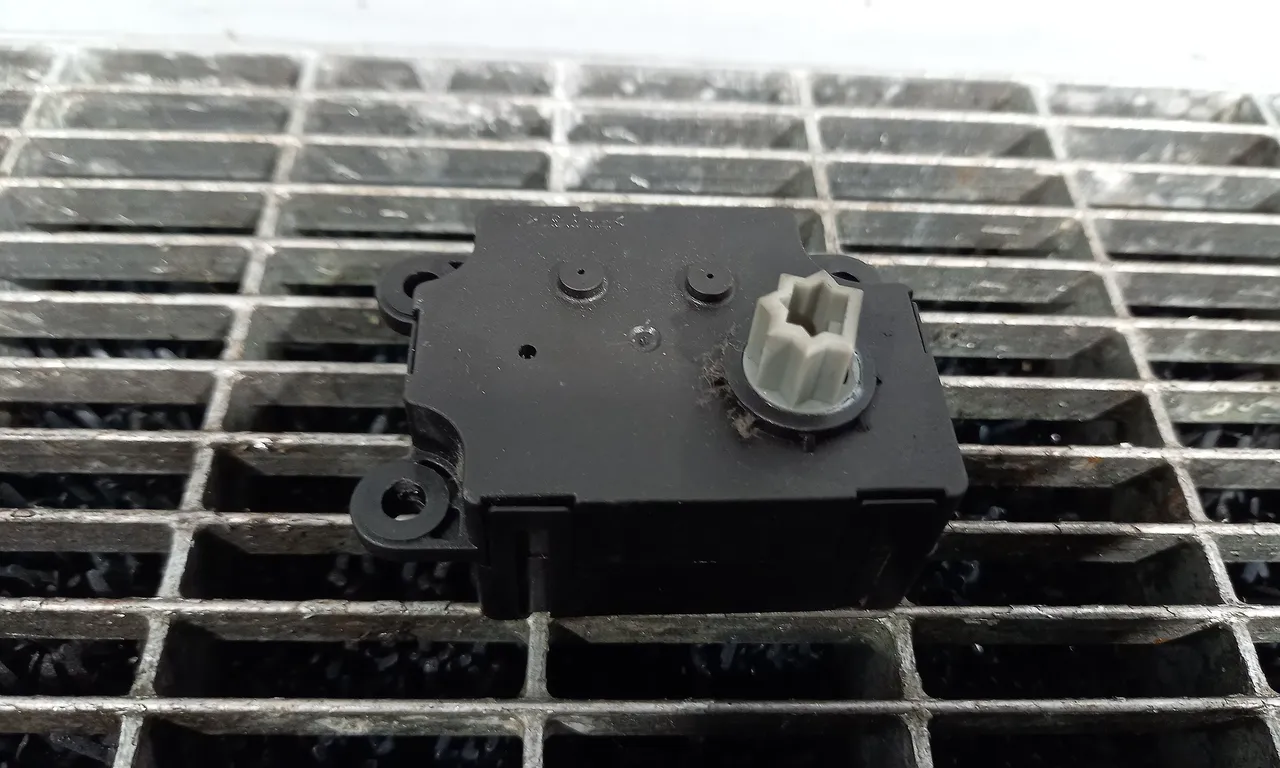MOTORAS CLAPETA INCALZIRE PEUGEOT 207 2006-2015