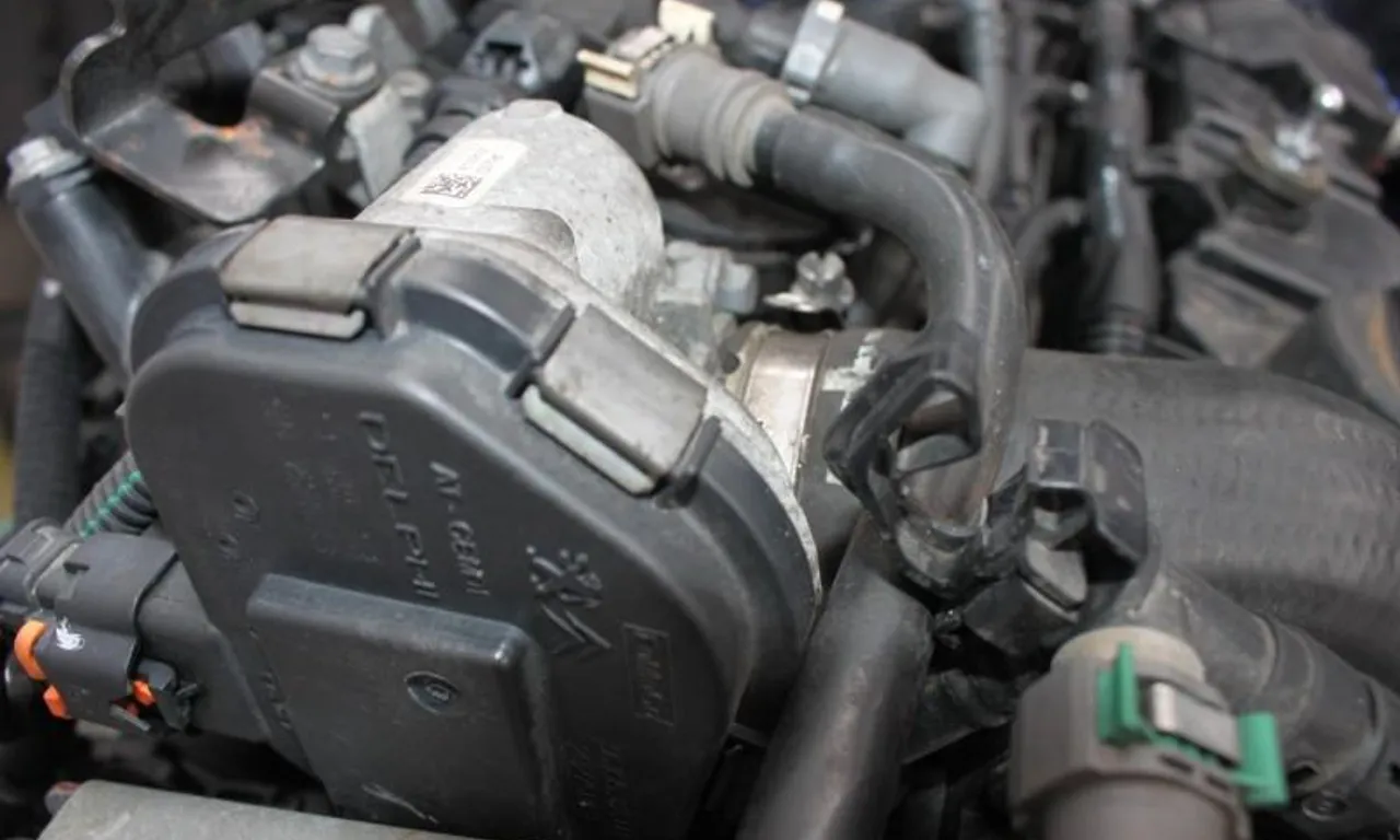Clapeta acceleratie PEUGEOT 207 2006-2015