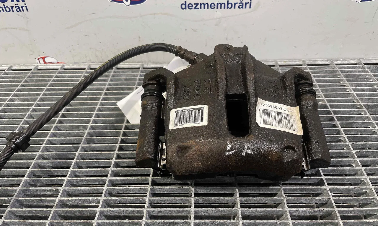 ETRIER FATA DREAPTA PEUGEOT 208 2013-2019