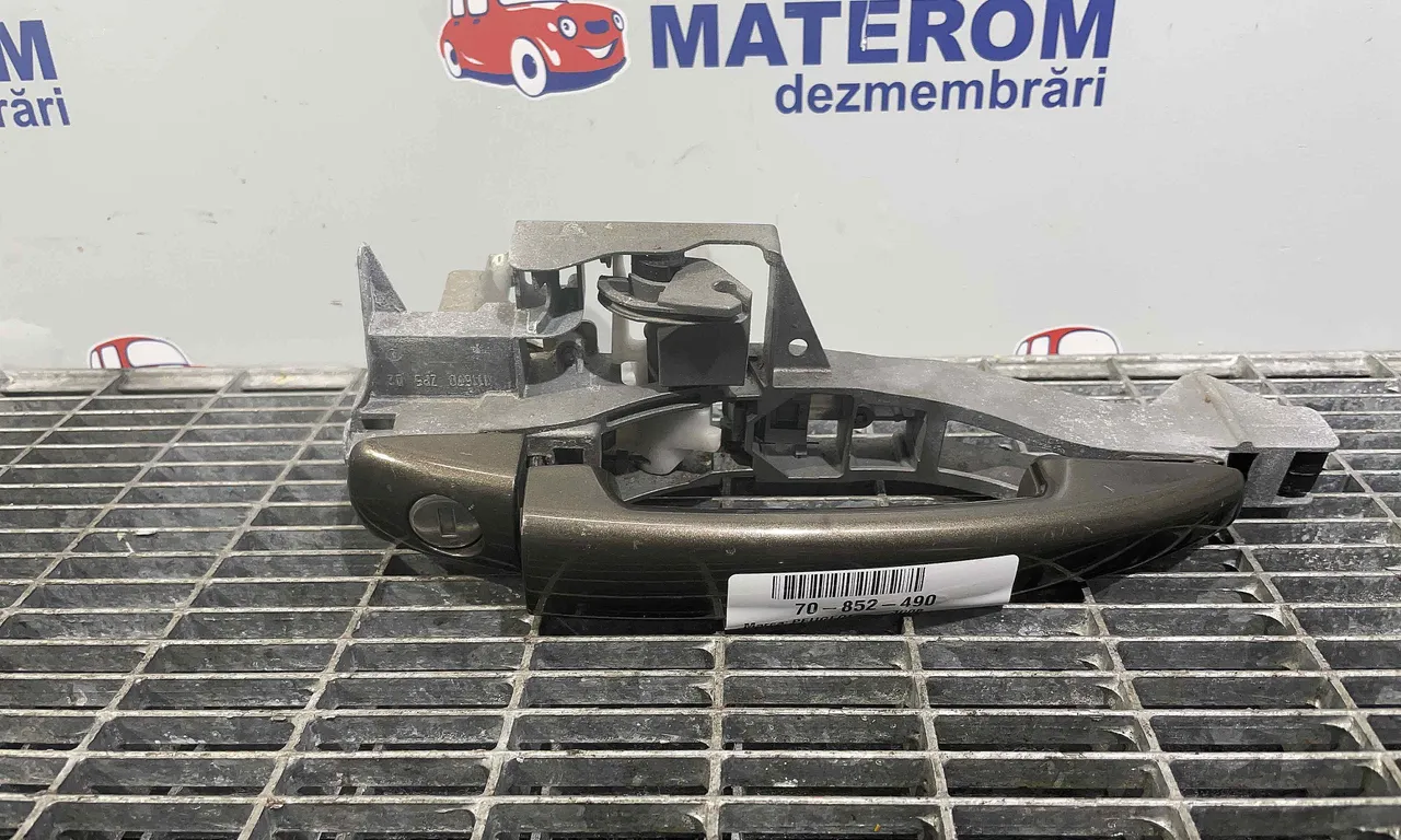 MANER USA FATA DREAPTA PEUGEOT 3008 I 2009-2017