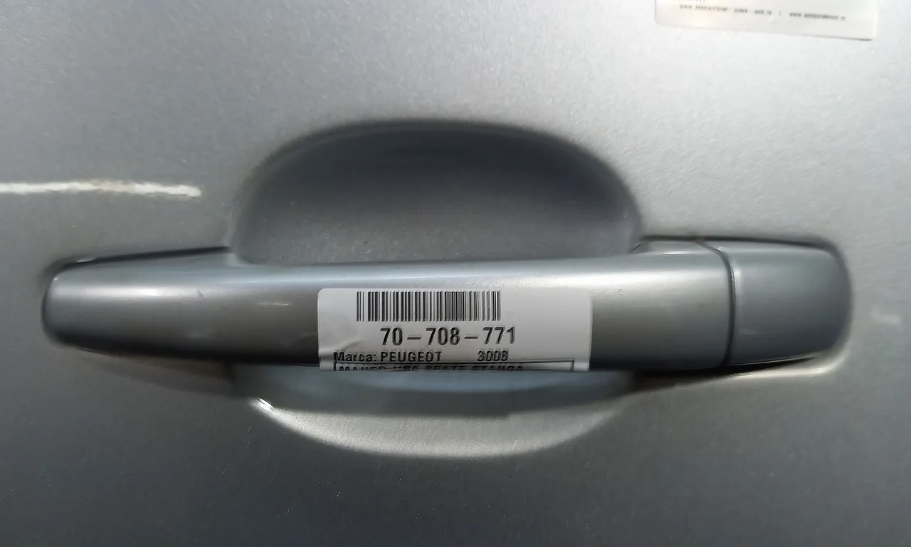 MANER USA SPATE STANGA PEUGEOT 3008 I 2009-2017
