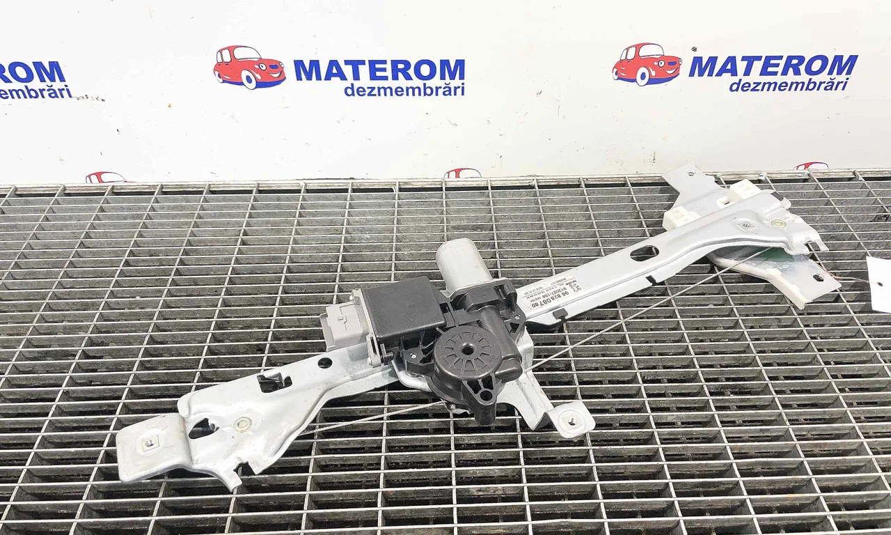 MACARA USA SPATE STANGA PEUGEOT 3008 I 2009-2017