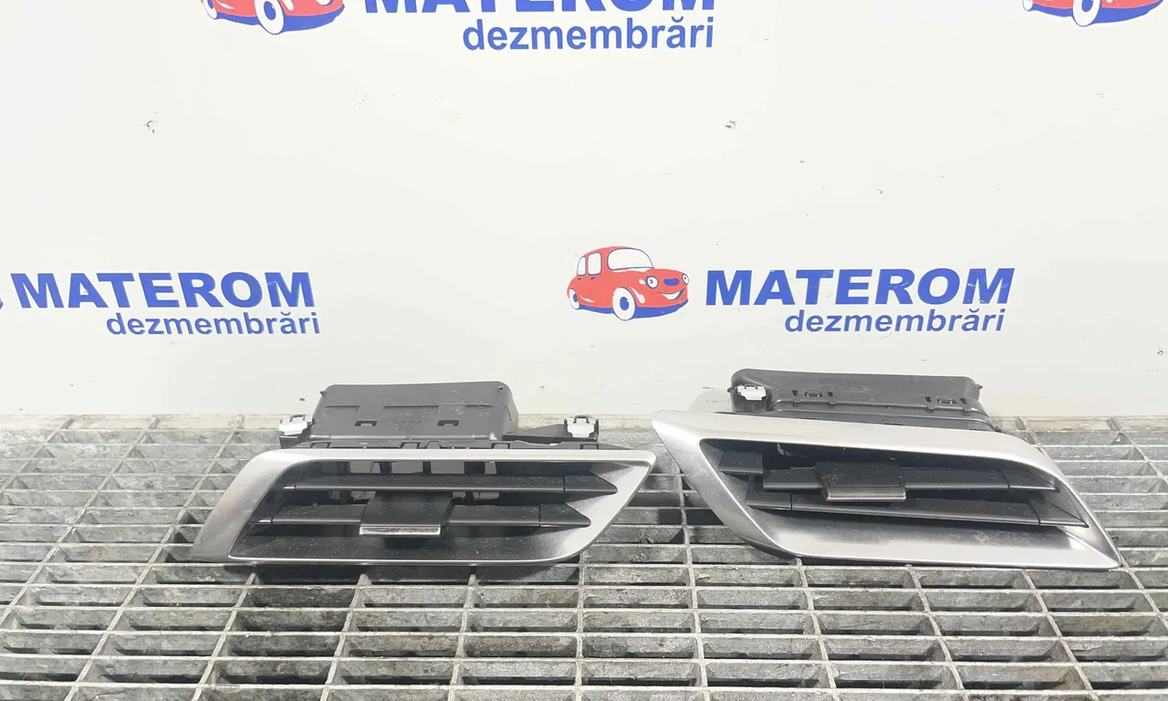 GRILA BORD PEUGEOT 3008 II 2016-2020
