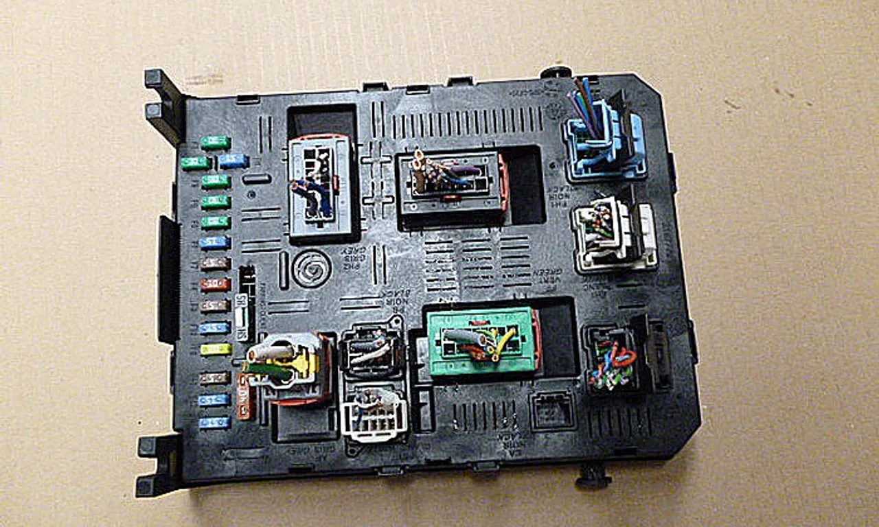 MODUL POMPA COMBUSTIBIL PEUGEOT 307 2001-2012