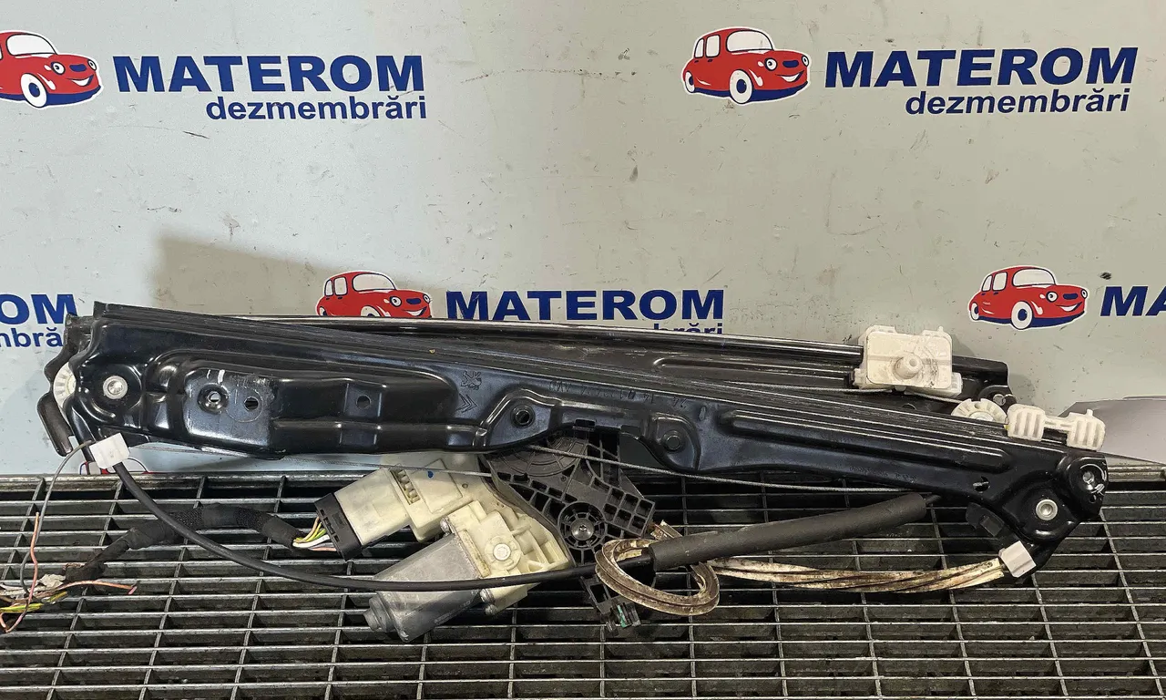 MACARA USA FATA STANGA PEUGEOT 308 I 2007-2016