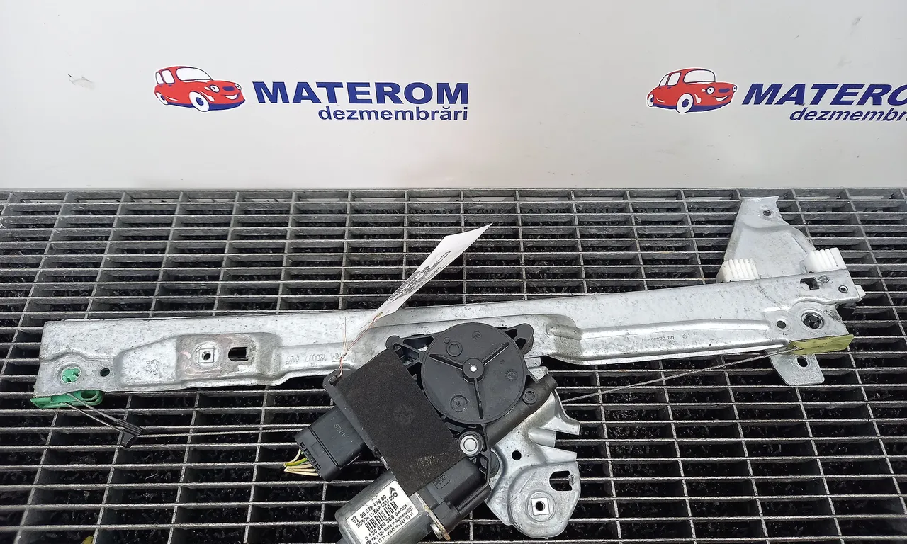 MACARA USA FATA STANGA PEUGEOT 308 I 2007-2016