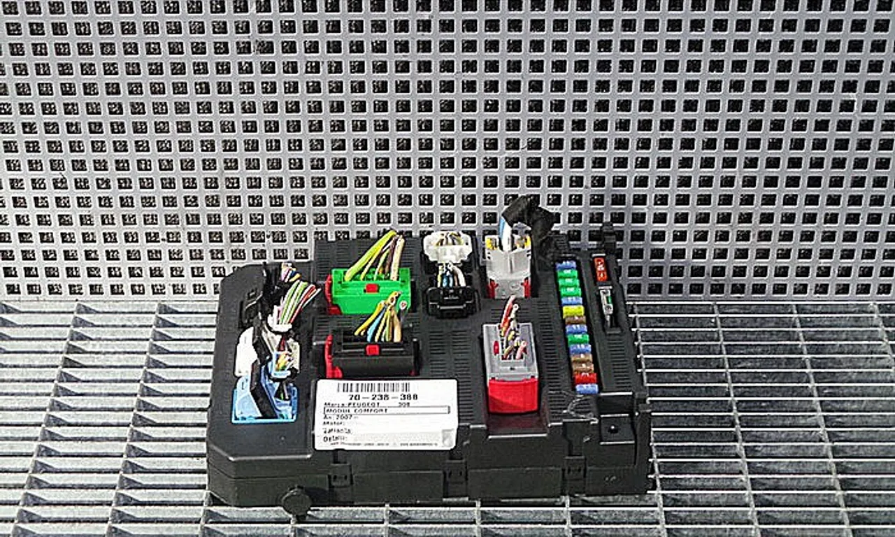 MODUL CONFORT PEUGEOT 308 I 2007-2016