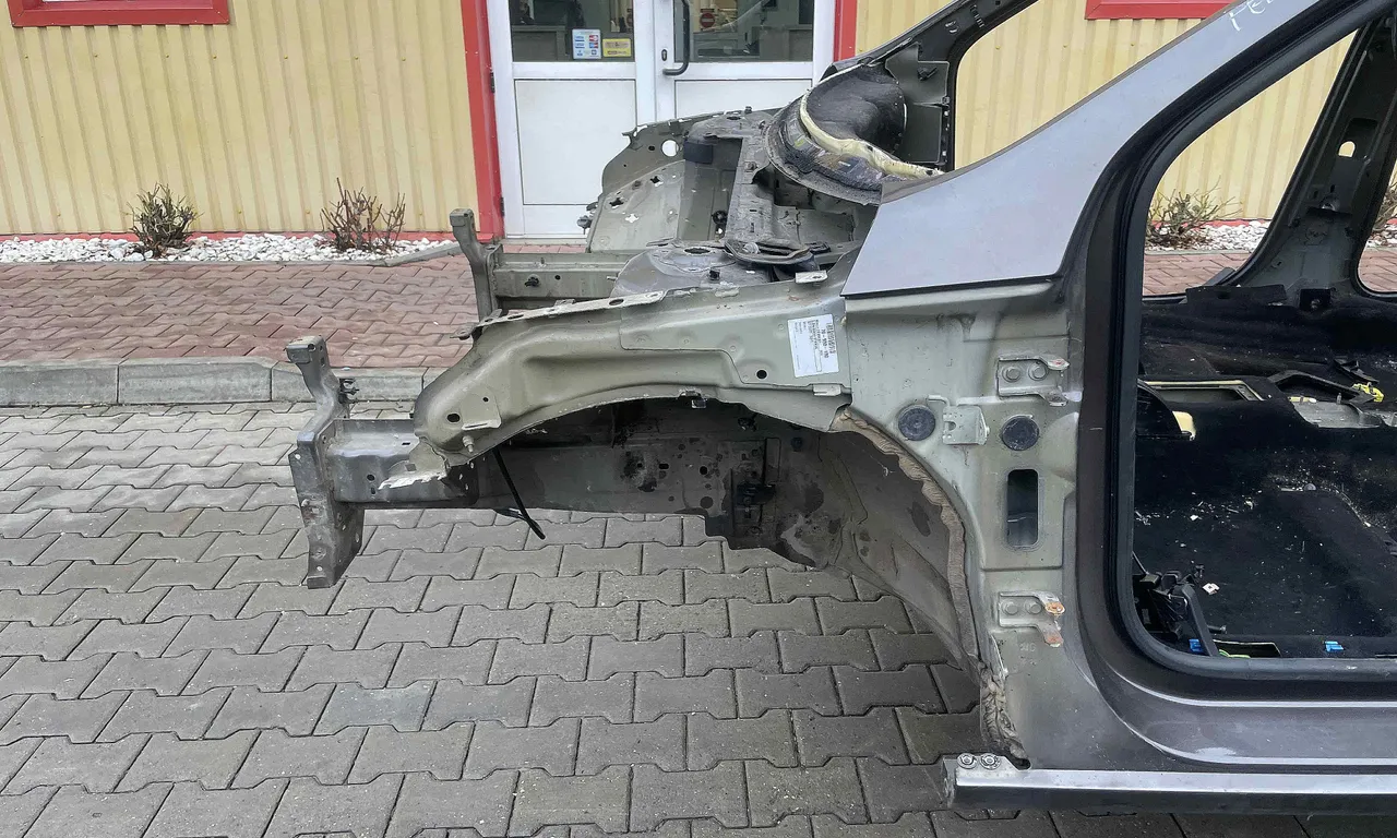 LONJERON STANGA PEUGEOT 308 II 2013-2021