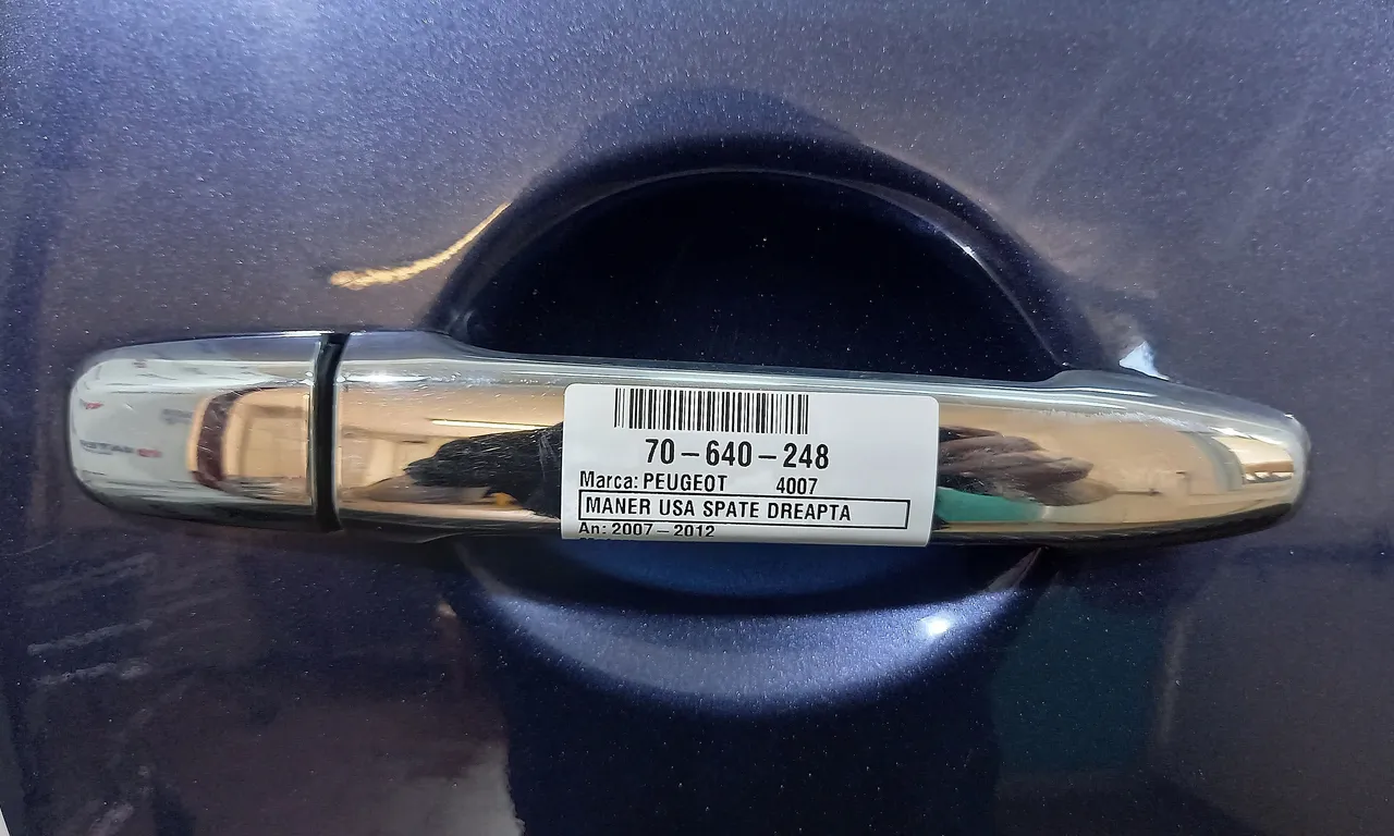 MANER USA SPATE DREAPTA PEUGEOT 4007 2007-2013