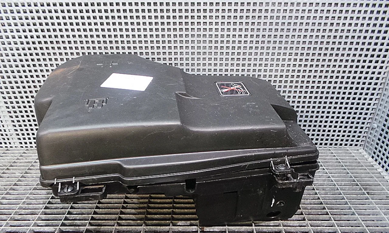 CARCASA TABLOU SIGURANTE PEUGEOT 407 2004-2011