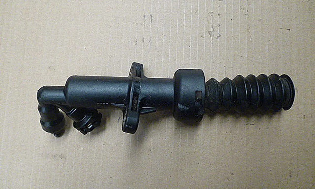 POMPA AMBREIAJ PEUGEOT 407 2004-2011