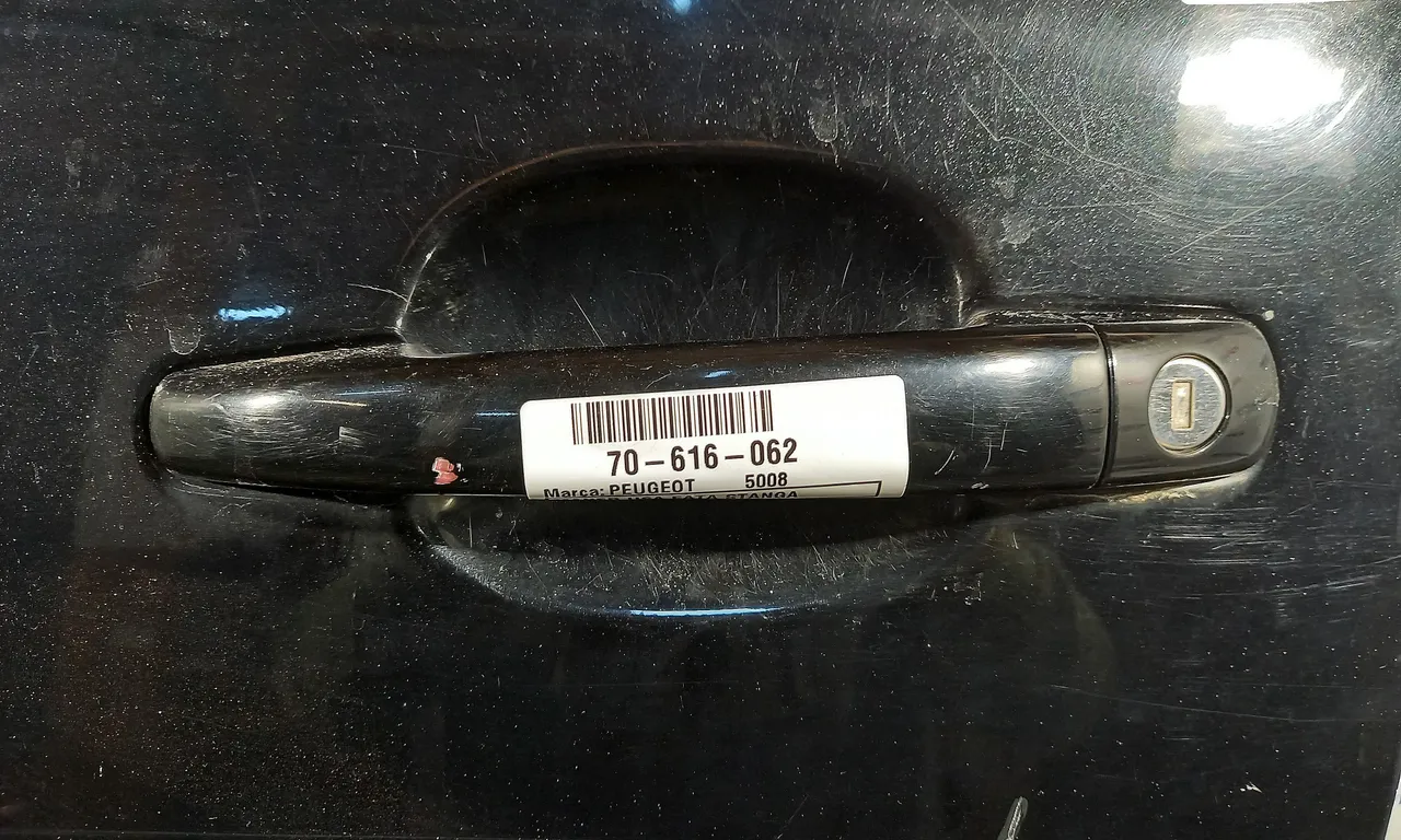 MANER USA FATA STANGA PEUGEOT 5008 2009-2017