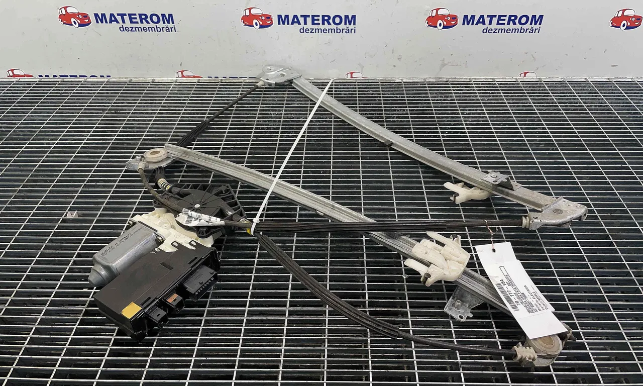 MACARA USA FATA DREAPTA PEUGEOT 807 2002-2008