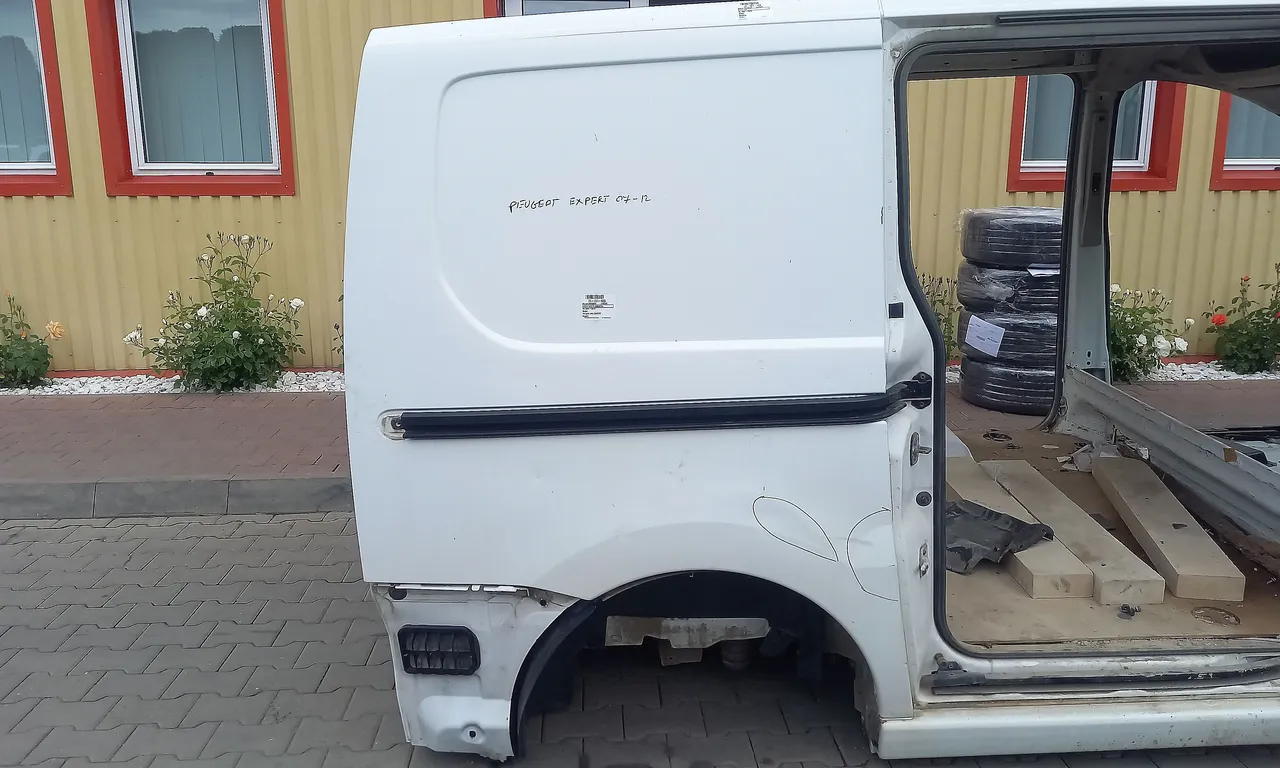 ARIPA SPATE DREAPTA PEUGEOT EXPERT 2007-2012