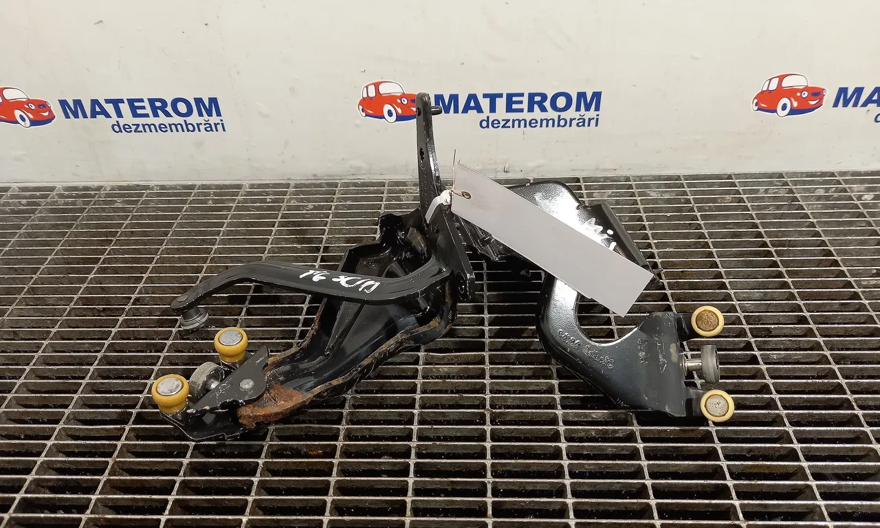 BALAMALE USA LATERALA PEUGEOT EXPERT 2007-2012