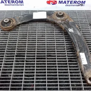 BRAT FATA INFERIOR DREAPTA