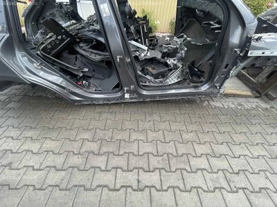 PRAG DREAPTA PORSCHE MACAN 3.0 S Diesel 2014-2018 oe 95B809674AYGRV, vedere frontata