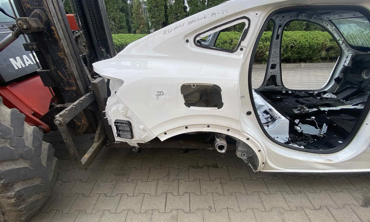 ARIPA SPATE DREAPTA RENAULT ARKANA I 2019-2022